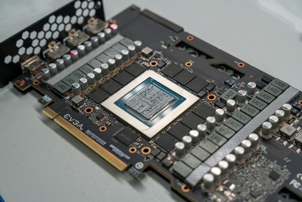 Профилактика EVGA GeForce RTX 3090 FTW3 ULTRA GAMING