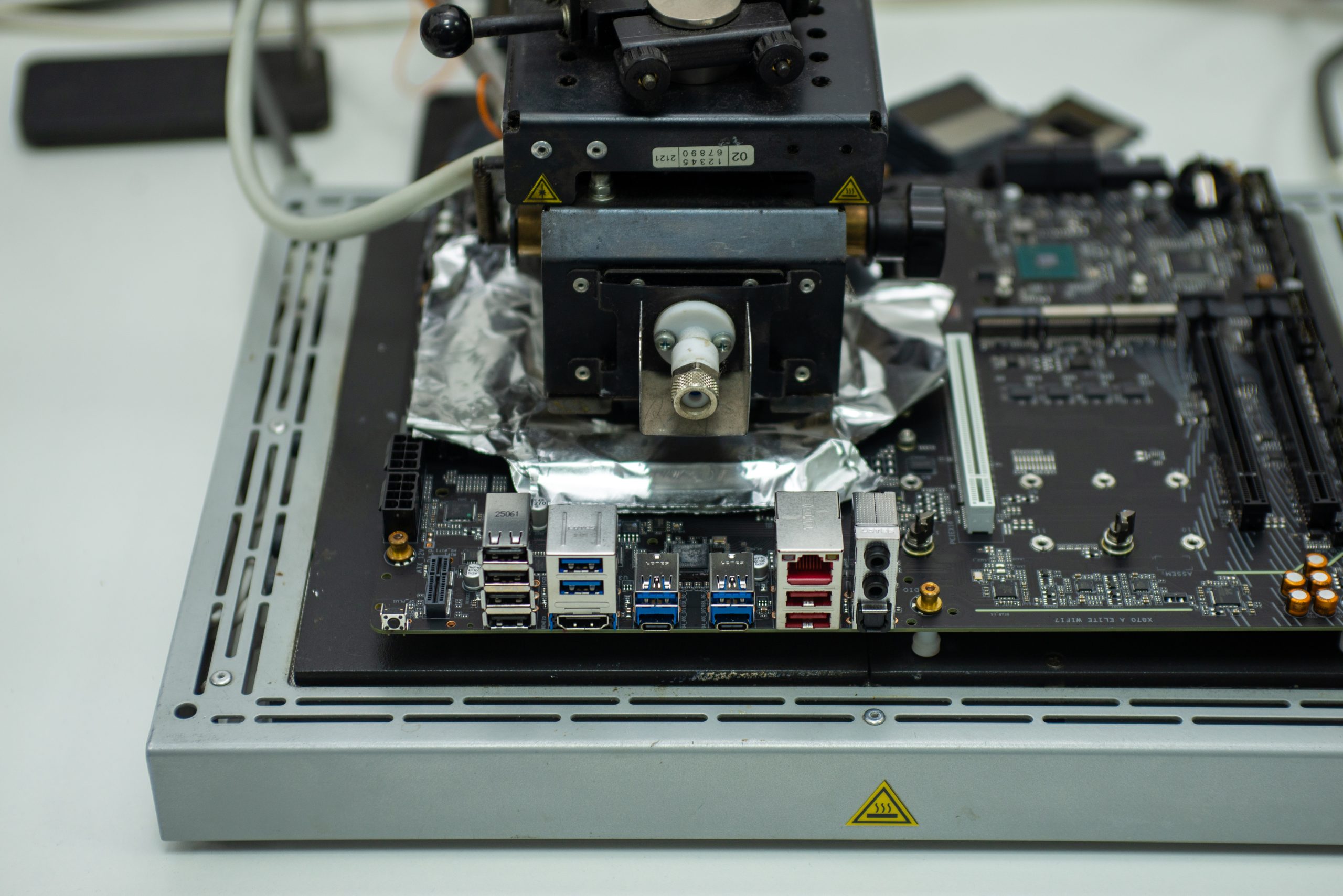 Пайка нового сокета AM5 на плату Gigabyte X870 AORUS ELITE WIFI7 на паяльной станции
