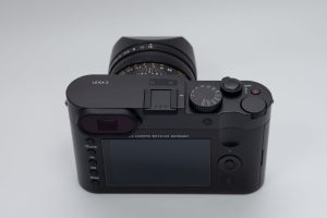 Чистка матрицы Leica Q (Typ 116)